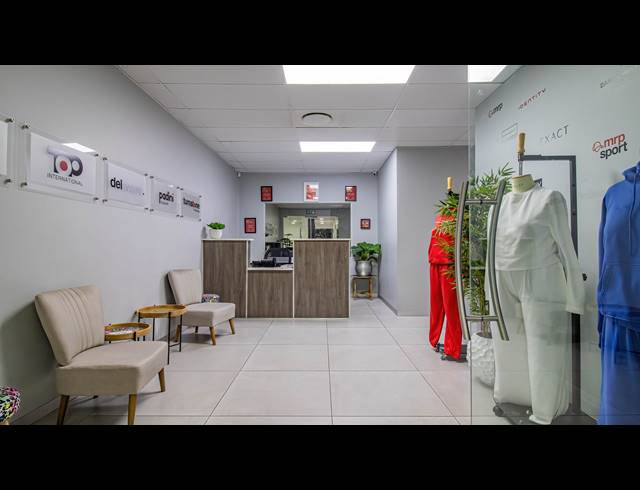 299M² OFFICE FOR SALE IN ALLEN'S NEK